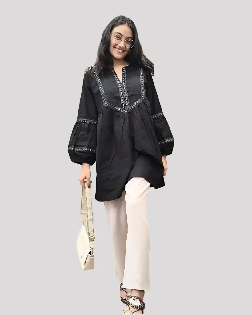 Black Laced Cotton Tunic Top  (S)